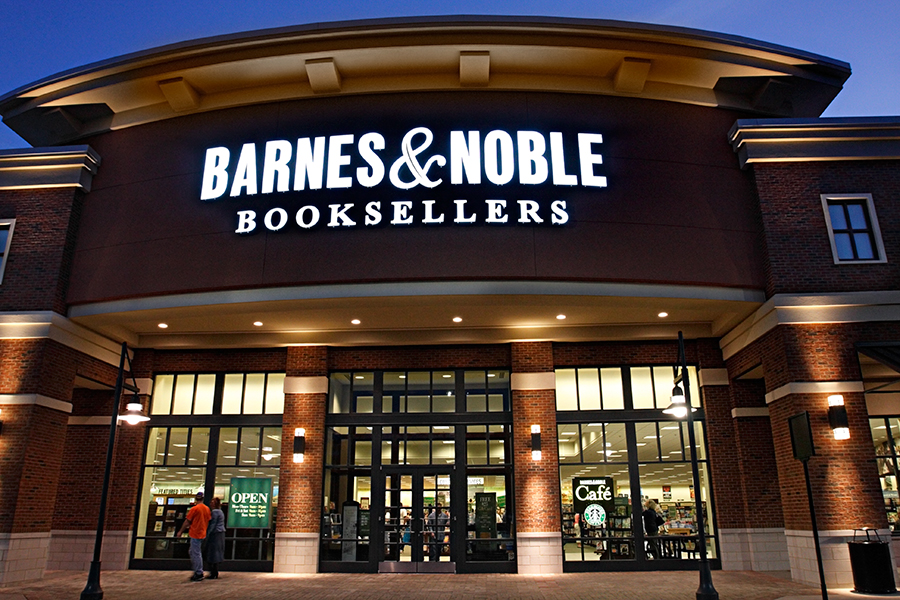 Barnes-Noble-Night-WEB